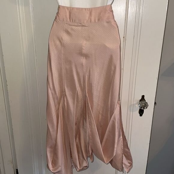 Nicole Miller‎ Collection pink silk unusual asymmetrical skirt - Picture 5 of 9